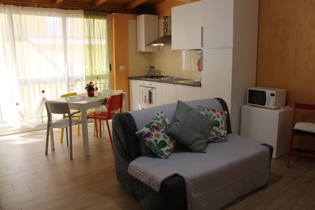 דירות לטויאני Casa Peppino מראה חיצוני תמונה