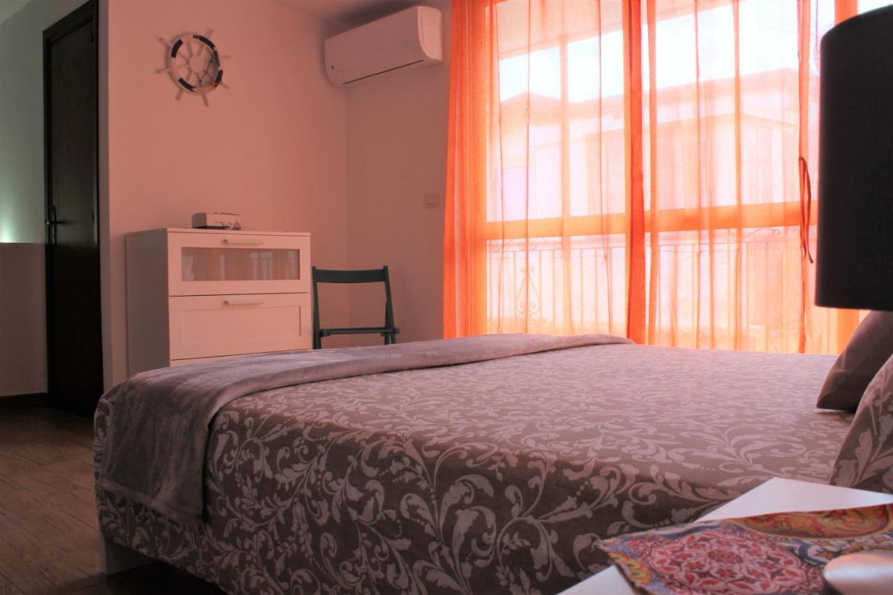 דירות לטויאני Casa Peppino מראה חיצוני תמונה